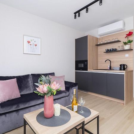 Modern Apartment Srodmiescie Krakow By Noclegi Renters Exterior photo